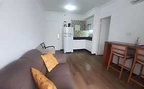 Flat Hotel The Palace Com Quarto Sala E Cozinha